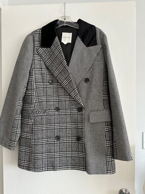 Avec Les Filles Black & Gray Plaid Double-Breasted Blazer